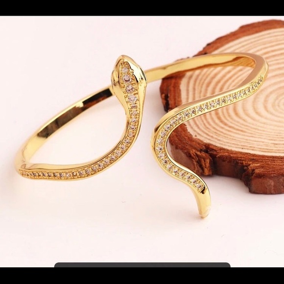 - 18kt gold plated bracelet with Swarovski elements - Picture 3 of 13